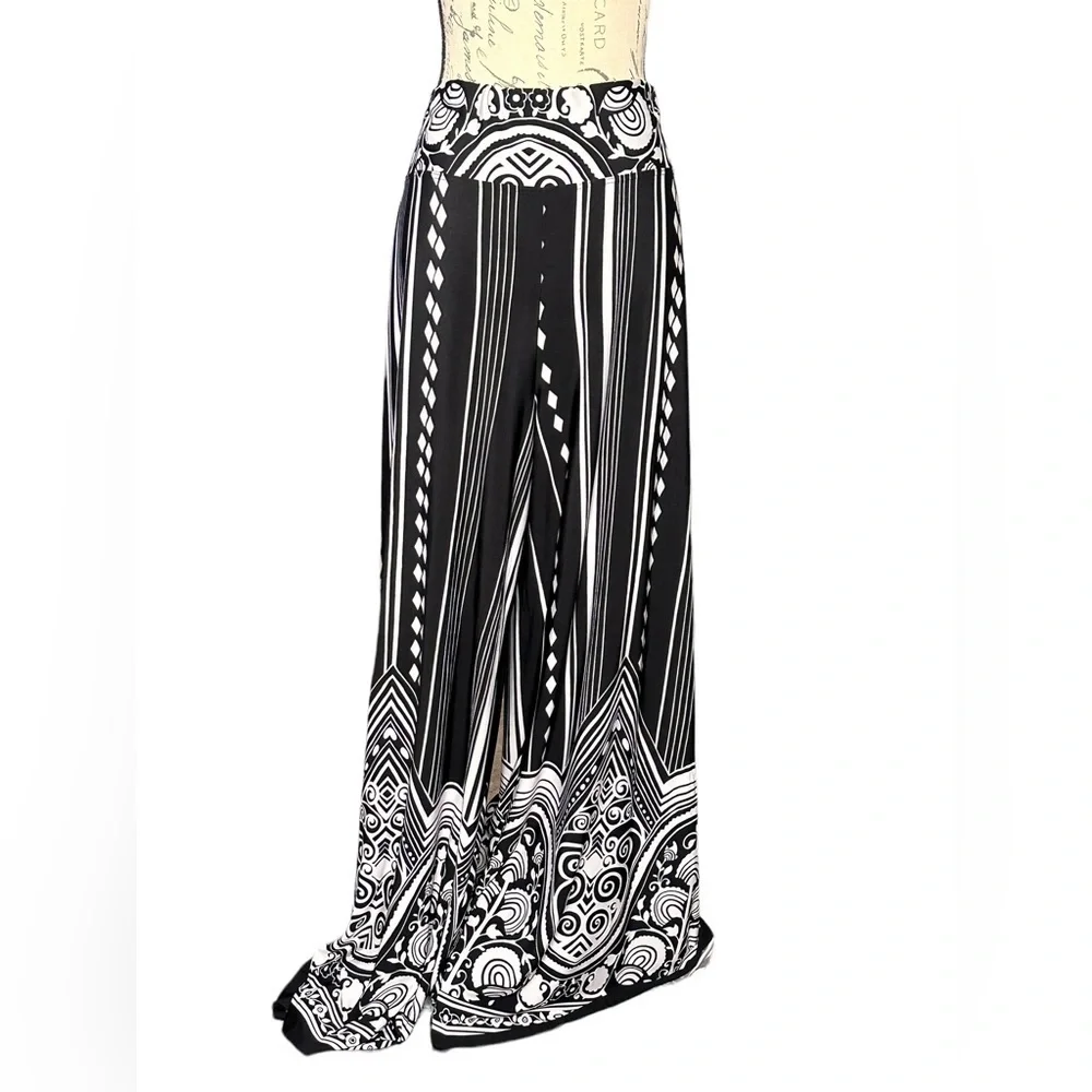 Coco Bianco Casual Palazzo Pants L black white with flowers, stripes pattern EUC